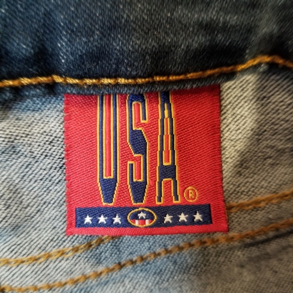 USA Jeans Women's 26 Dark Wash Embroidered Florals Crop Cuffs Stretch 5 Pocket - Picture 2 of 9